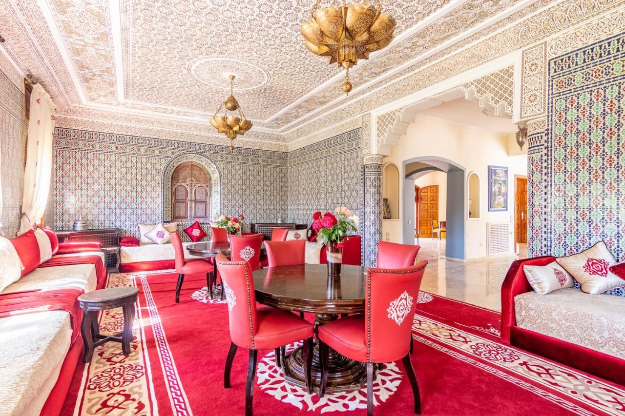Palais Les Sources De L'Atlas & Spa El Harkat Bagian luar foto