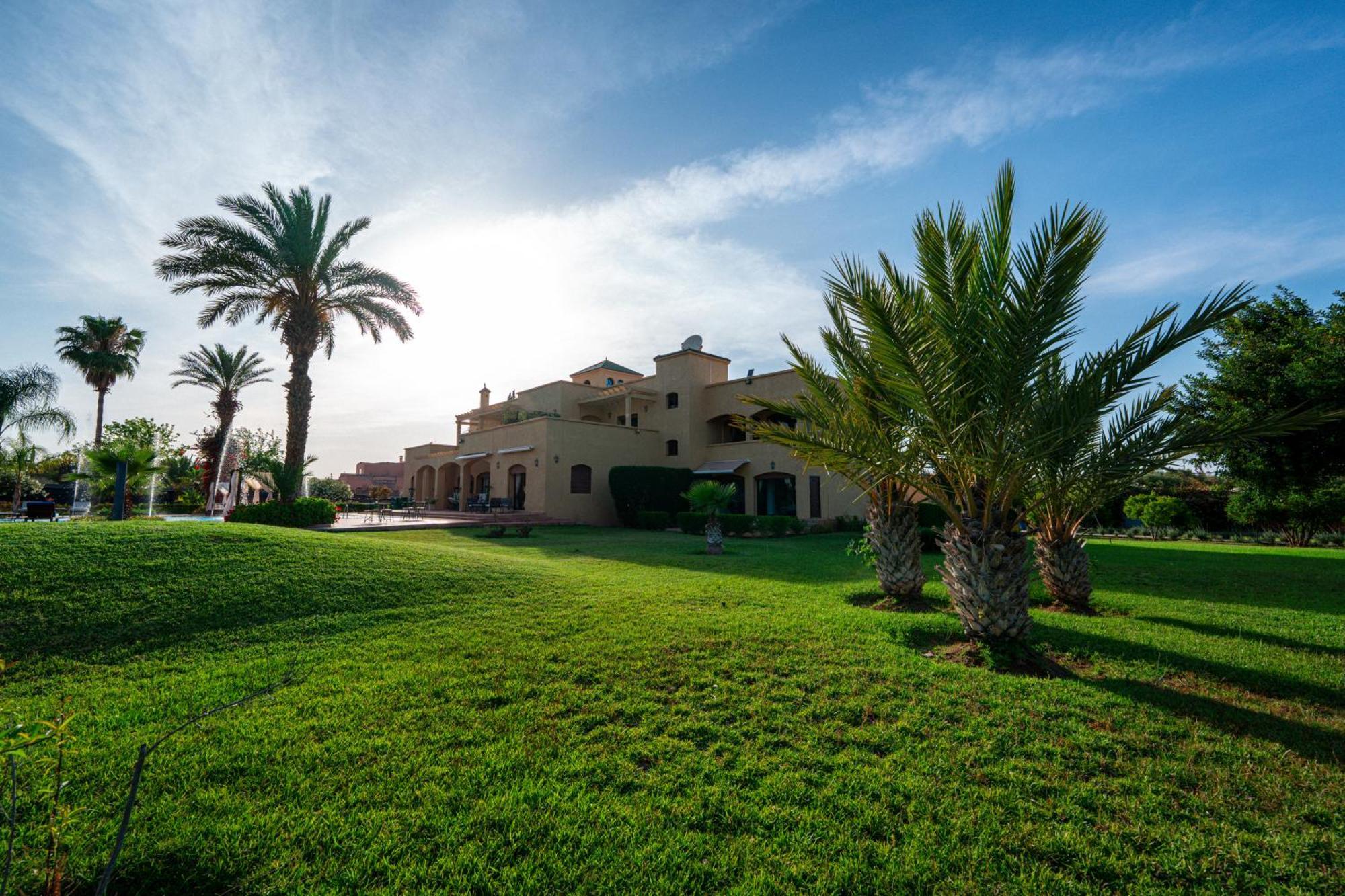 Palais Les Sources De L'Atlas & Spa El Harkat Bagian luar foto